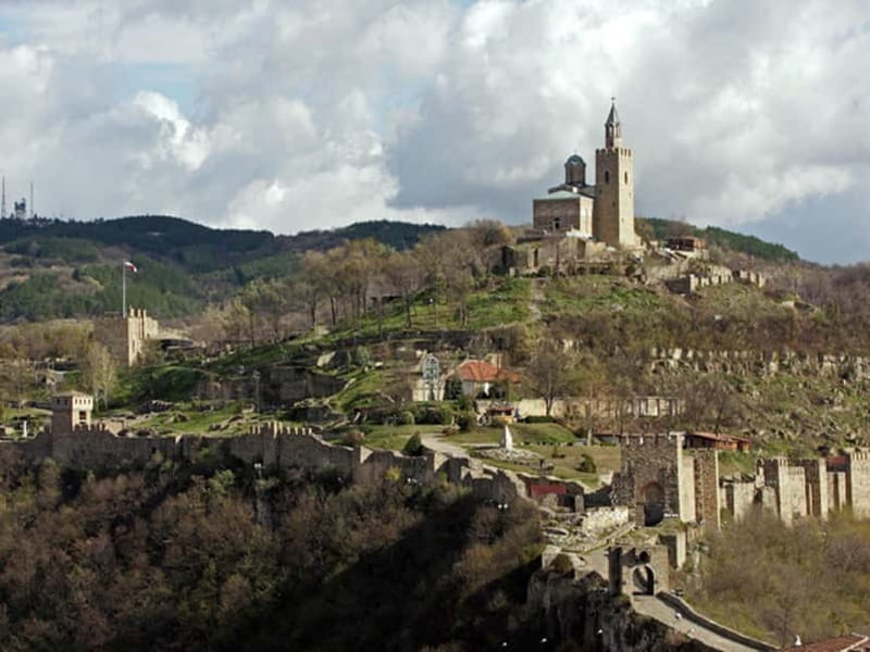 Veliko Tarnovo & Arbanasi Full day tour - What Makes This Tour Stand Out