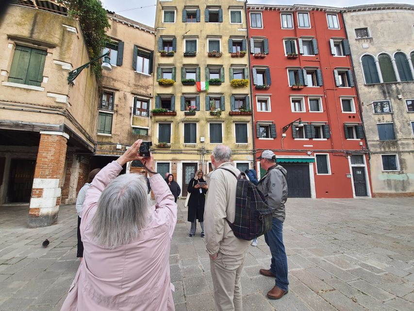 Venice: City Wonders Group Walking Tour with a Guide - Walking the Streets of Venice: What You’ll See