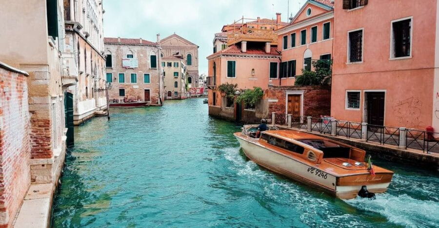 Venice: Guided Walking Tour with skip-the-line tickets - The Hidden Corners and Unique Stories