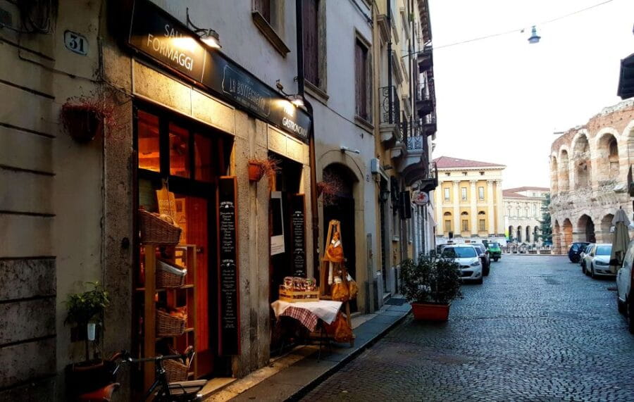 Verona: Cheese Tasting and Pairing - Whys and Hows of the Cheese Tasting