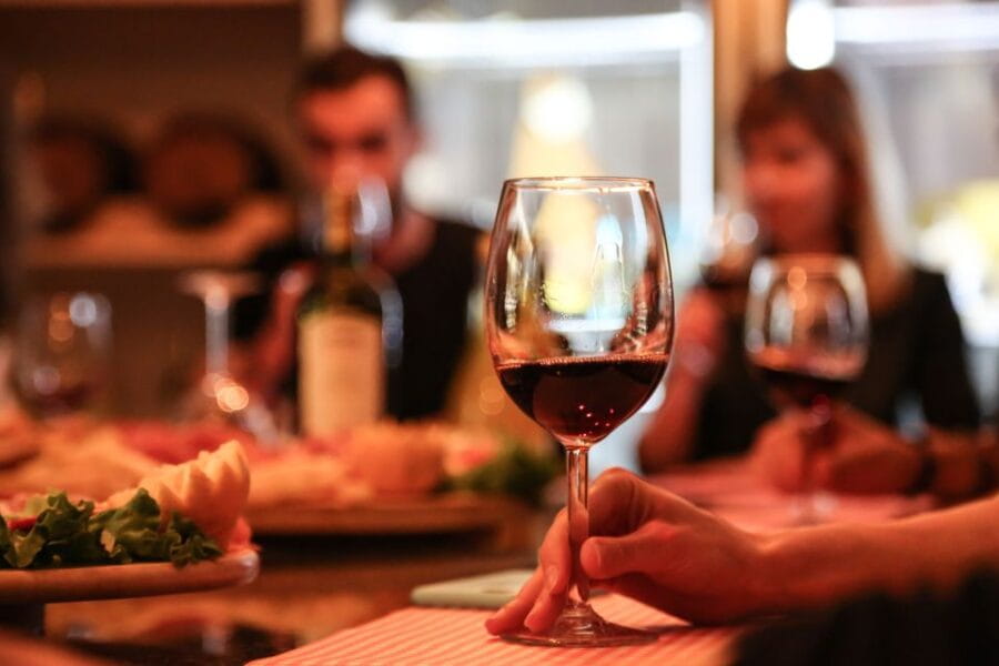 Verona: Classic Valpolicella Wine Tasting Experience - What to Expect: A Focused, Educational Tasting