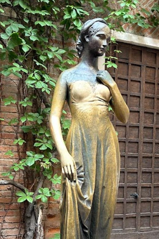 Verona: Juliets House Fast-Track Entry Ticket & Audio Guide - Key points / Takeaways
