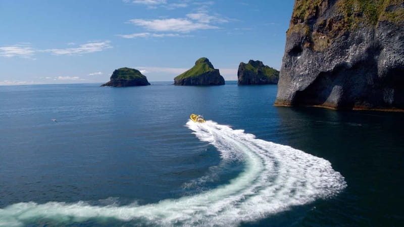 Vestmannaeyjar: One Hour Small Islands Trip - Exploring the Sea Caves and Rock Formations