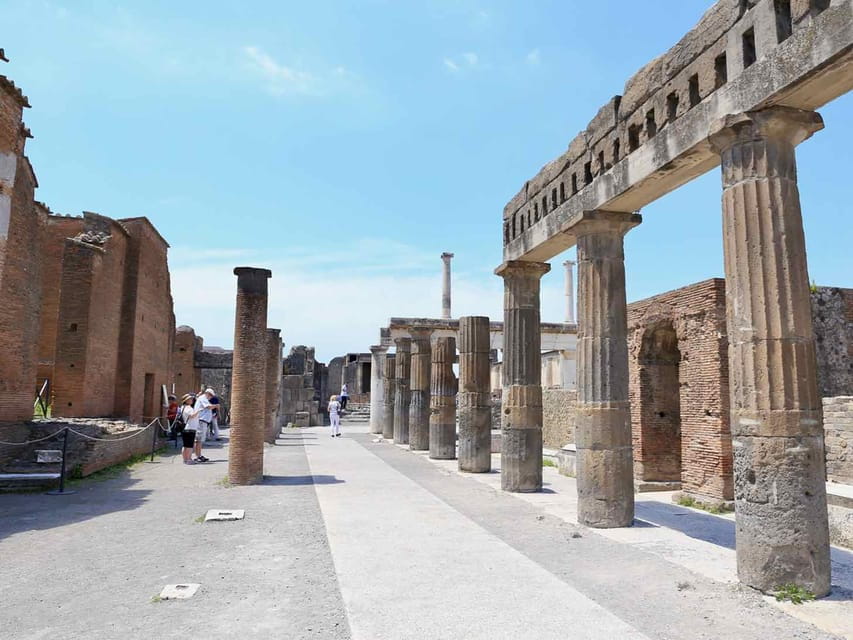 Vibrant Pompeii: Fascinating Excursion! - Exploring Pompeii with a Guided Hand