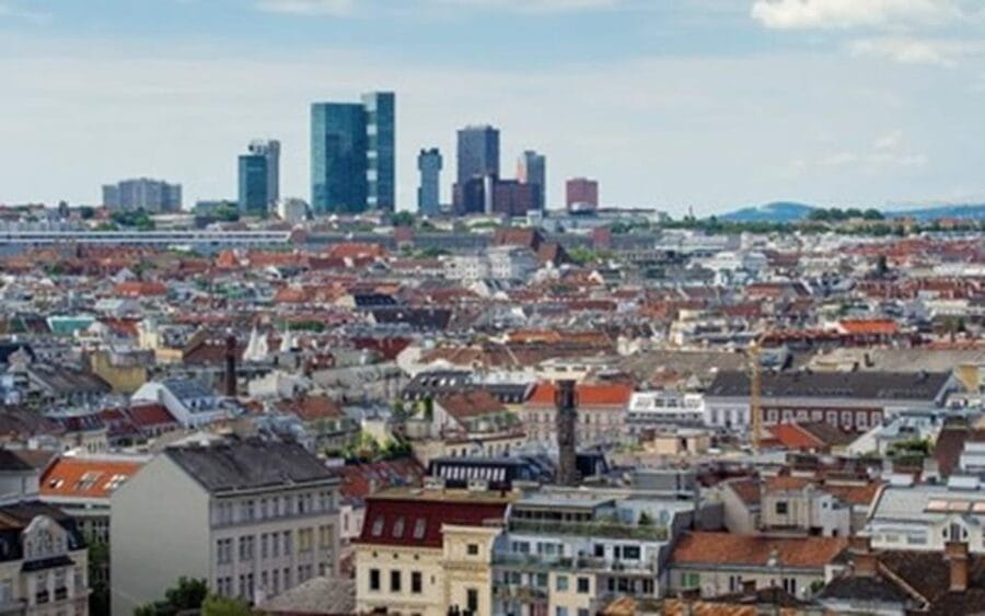 Vienna: Day Trip to Bratislava with a Local - The Journey Begins: From Vienna to Bratislava