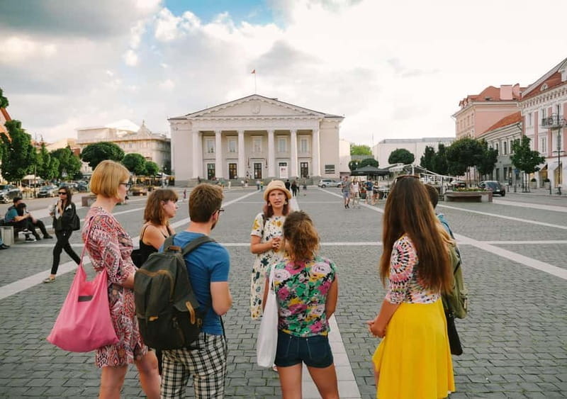 Vilnius Old Town walking tour with snacks - Who This Tour Is Perfect For