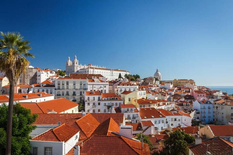 Visit the Alfama and Graça neighborhoods in a small group! - The Value of a Guided Small-Group Tour in Lisbon