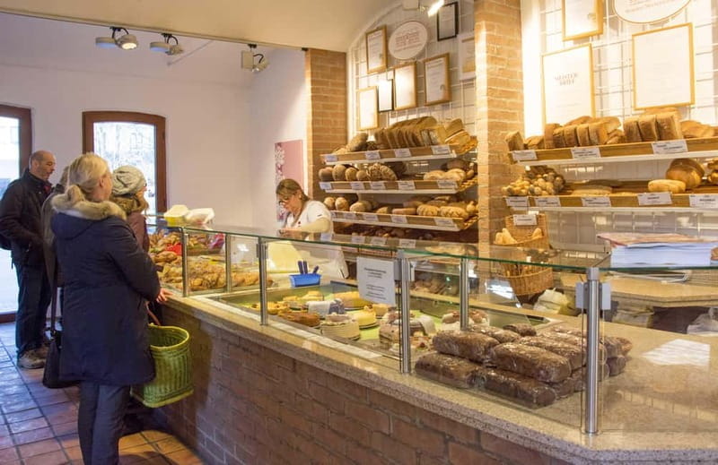 Wiesbaden: Certified organic farm - Domäne Mechtildshausen - Inside the Tour: What to Expect