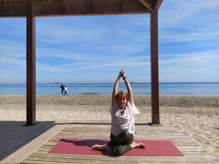 YOGA & MEDITATION AT THE BEACH OR IN THE FOREST - What to Expect from Your Yoga & Meditation Session
