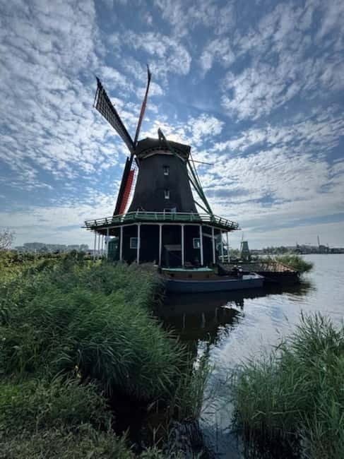 Zaanse Schans and Giethoorn Private Tour + 1-Hr Canal Cruise - Who Will Love This Tour?