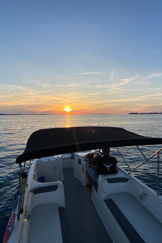 Zadar: Sunset Boat Tour with Unlimited Drinks - The Real Value: What You’re Getting for $45