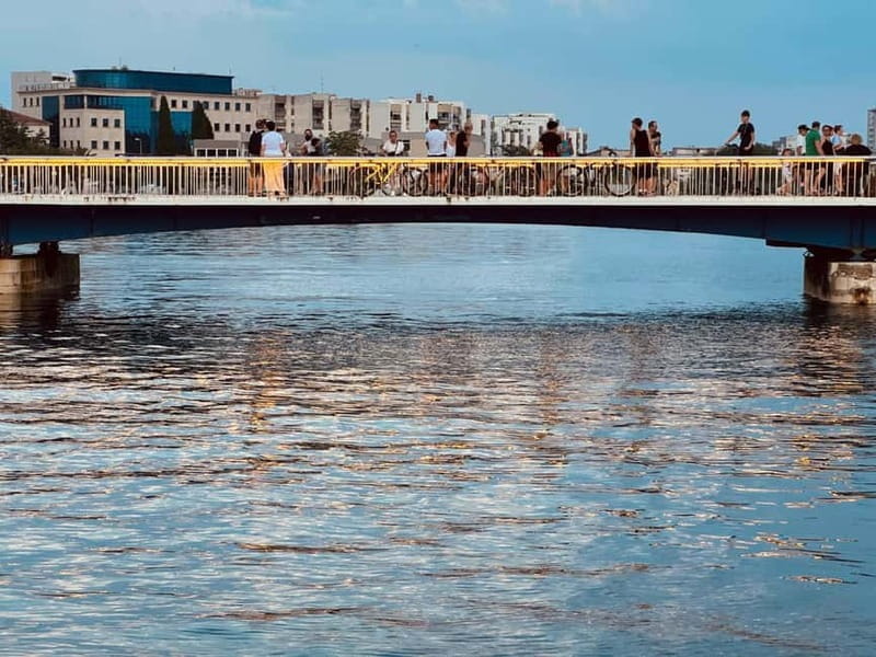 Zadar: Traditional Boat Ride & Old Town Walking Tour - Who Should Consider This Tour?