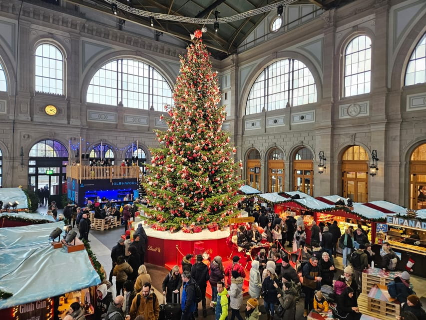 Zurich Christmas Market Tour - Starting at Zurich’s National Museum: A Festive Welcome